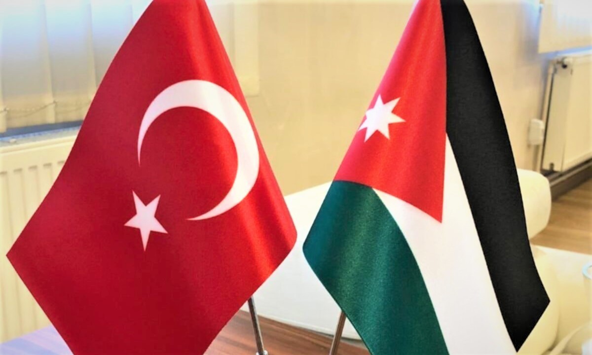 الأردن وتركيا يؤكدان ضرورة "وقف النار" بالسويداء ويرفضان بشكل قاطع التدخلات الإسرائيلية في سوريا