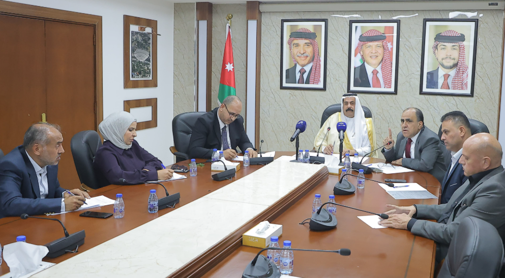"النقل النيابية" تناقش مسودة نظام تنظيم التطبيقات الذكية
