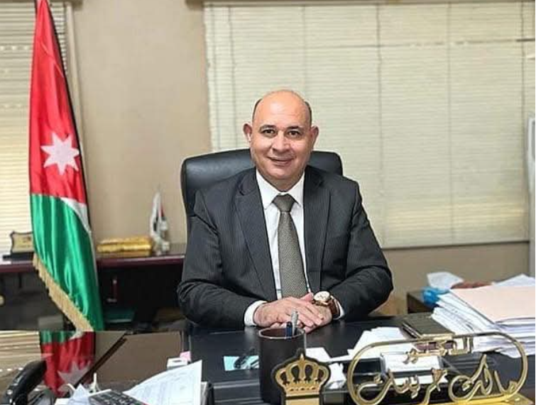 محافظ جرش :  سأرتدي الفوتيك وأنزل إلى الشارع لمتابعة القضايا عن قرب
