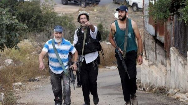 مستوطنون متطرفون يعدمون شابًا فلسطينيًا بالرصاص في نابلس 