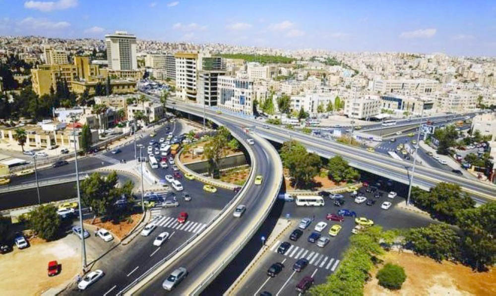 طقس صيفي وانخفاض طفيف في درجات الحرارة منتصف الأسبوع