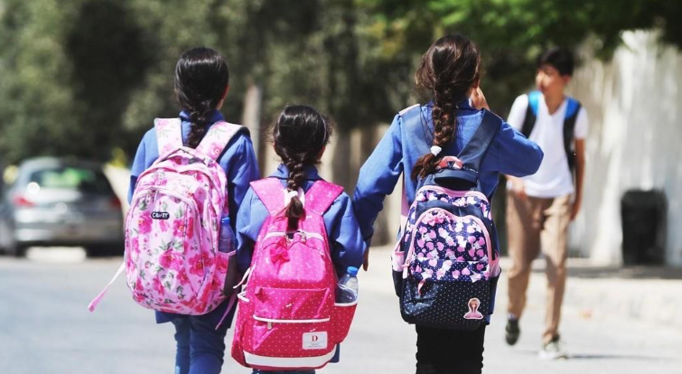 أكثر من 1.6 مليون طالب وطالبة يتوجهون اليوم إلى مدارسهم الحكومية