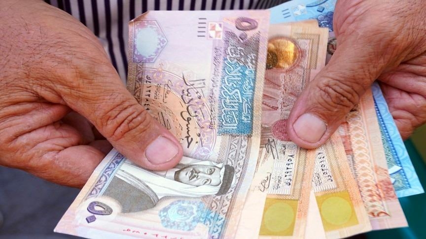 تقرير يكشف تحسّن الصحة المالية للأردنيين
