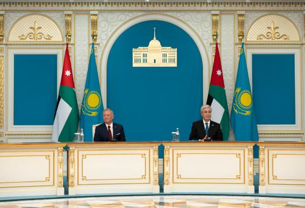 الملك ورئيس كازاخستان يشهدان توقيع اتفاقيات ومذكرات تفاهم