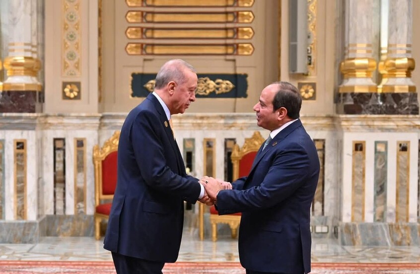 مصر وتركيا توقعان اتفاقا يزيد من مخاوف "إسرائيل"