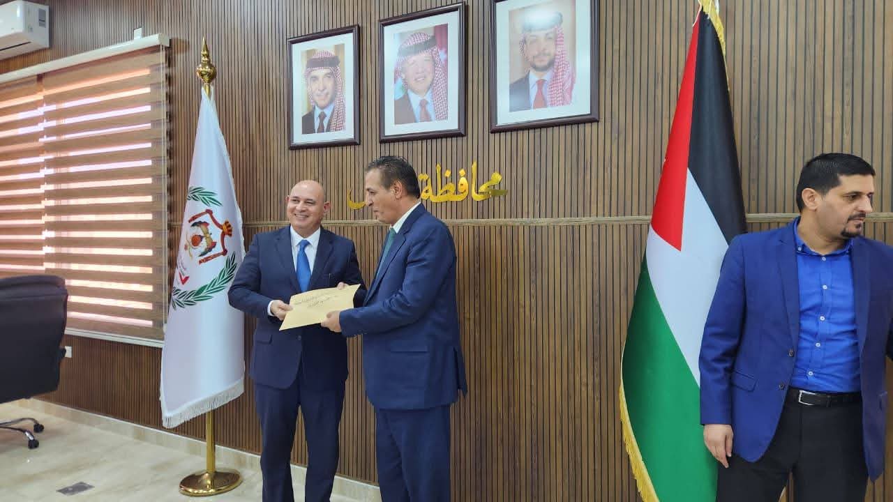 محافظ جرش يكرّم المشاركين في دورة تدريبية متخصصة بالتعاون مع "جهد"