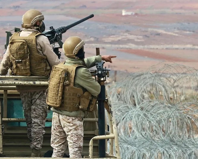 الجيش يحبط تهريب مخدرات باستخدام البالونات