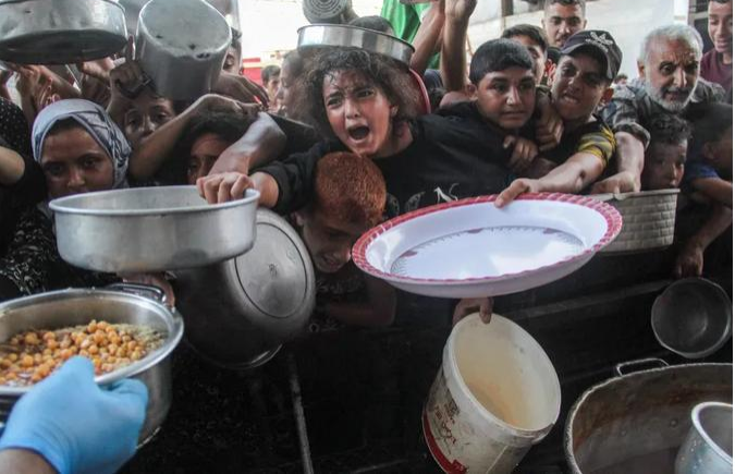 أطباء بلا حدود: الفلسطينيون يواجهون تهجيرا جماعيا قسريا في الضفة