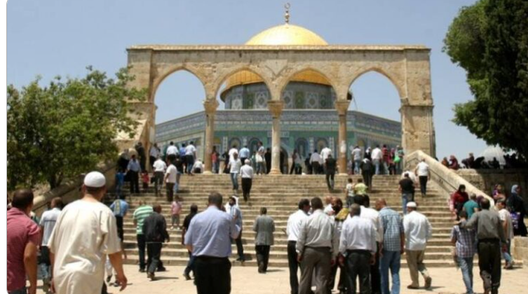 بذكرى المولد النبوي.. دعوات مقدسية لشد الرحال للمسجد الأقصى