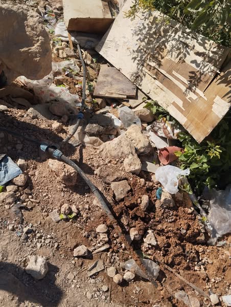ضبط اعتداءات على خطي مياه في منطقة ابو صياح - اوتستراد الزرقاء