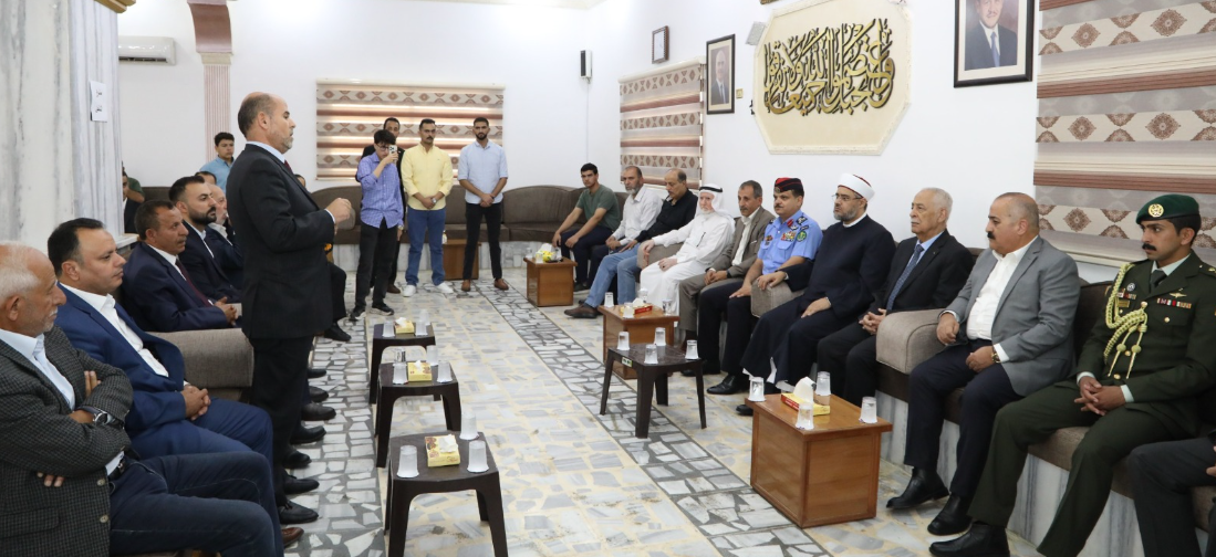 مندوبا عن الملك وولي العهد. العيسوي يعزي عشيرتي العكور والتميمي