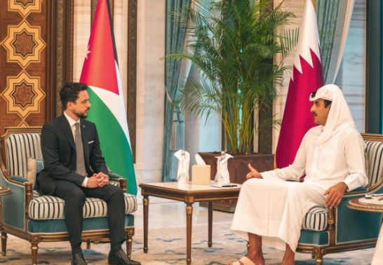 ولي العهد يلتقي أمير قطر ويؤكد تضامن الأردن المطلق مع قطر