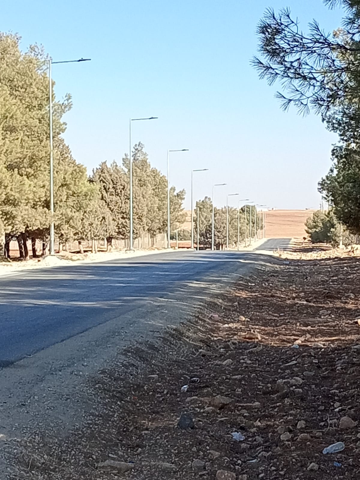 الاشغال تنتهي من إنارة عدد من مناطق شمال الكرك 