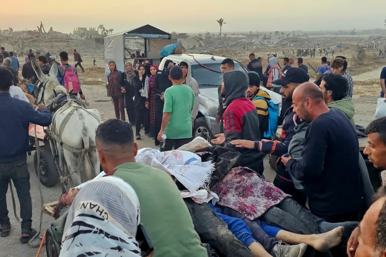 الإحتلال يعدم 16 فلسطينيًا بالرصاص قرب مراكز مساعدات غزة