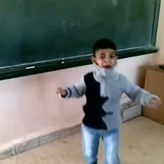 الطفل احمد العقيل: عندما أحضرت المعلمة العصا قلت لها "الله يستر عليك والله يرزقك ترحميني" لكنها لم تستمع لتوسلاتي 
