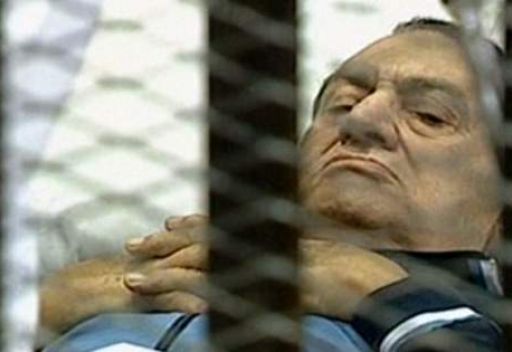 مصر.. قاضي "محكمة القرن" يتنحي ويعيدها للاستئناف