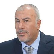 رجل أكثر من مناسب