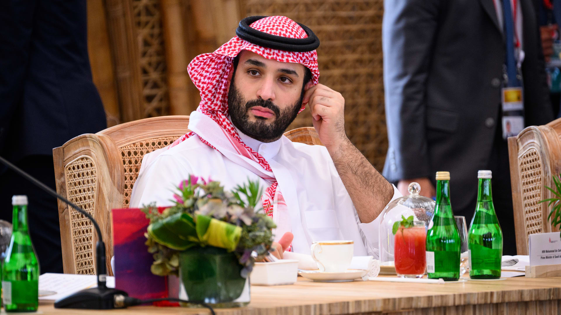 بن سلمان يوجه بضخ استثمارات عاجلة لمصر بقيمة 5 مليارات دولار