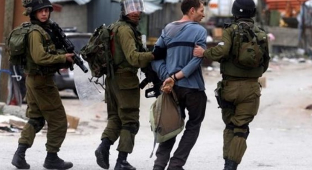الاحتلال الصهيوني يعتقل 14 فلسطينيا بالضفة الغربية