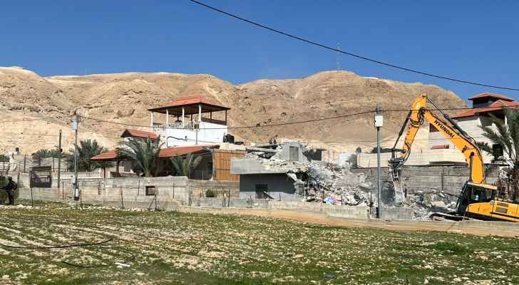الاحتلال يهدم أربعة منازل في أريحا