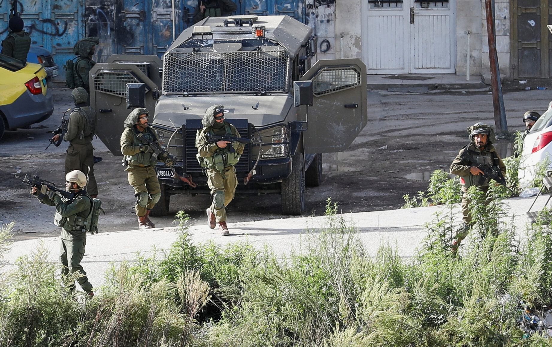استشهاد 4 فلسطينيين و إصابة 8 اخرين برصاص الاحتلال غرب رام الله