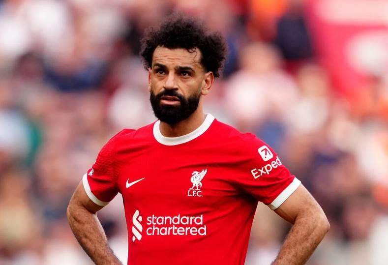 محمد صلاح يحسم مستقبله مع ليفربول