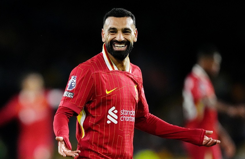 محمد صلاح يتلقى رسالة "تحد وإعجاب" من بطل العالم للشطرنج