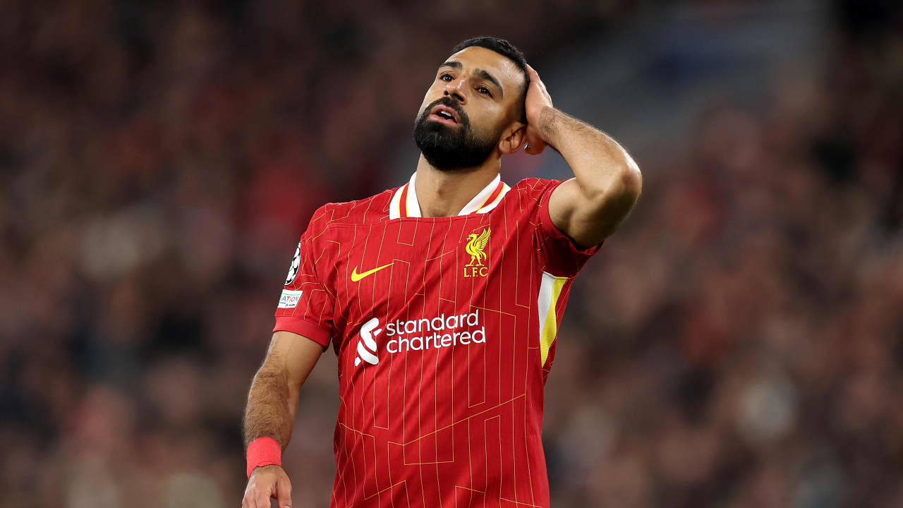 مشاحنة جديدة.. محمد صلاح يشن هجوما مضادا على كاراغر والأخير يرد