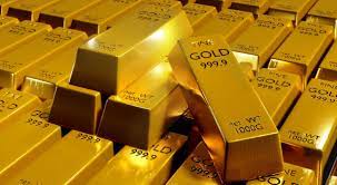 تراجع أسعار الذهب لأدنى مستوى في العام الحالي