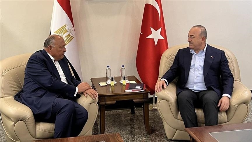 مصر: زيارة وزير خارجية تركيا للقاهرة بمثابة تدشين لاستعادة العلاقات