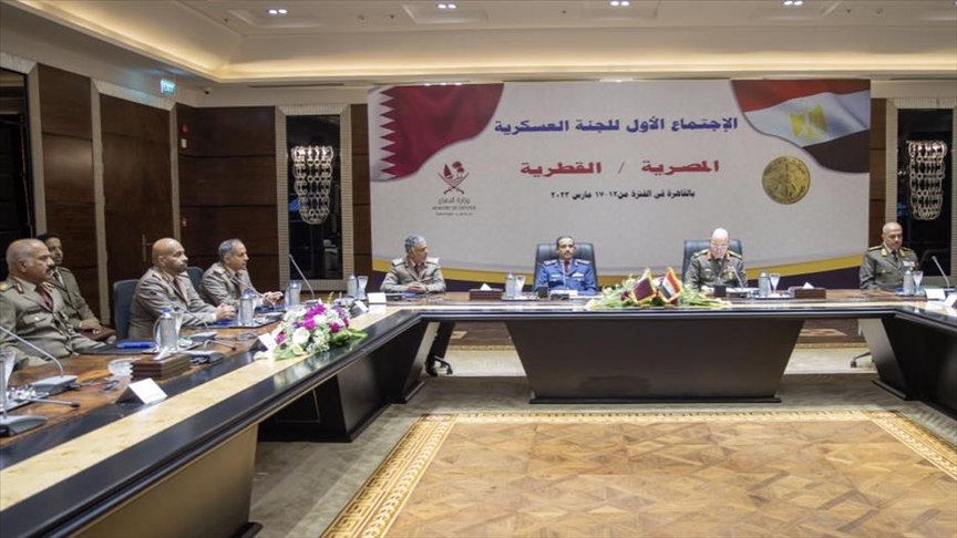 قطر ومصر تبحثان مواضيع ذات اهتمام مشترك