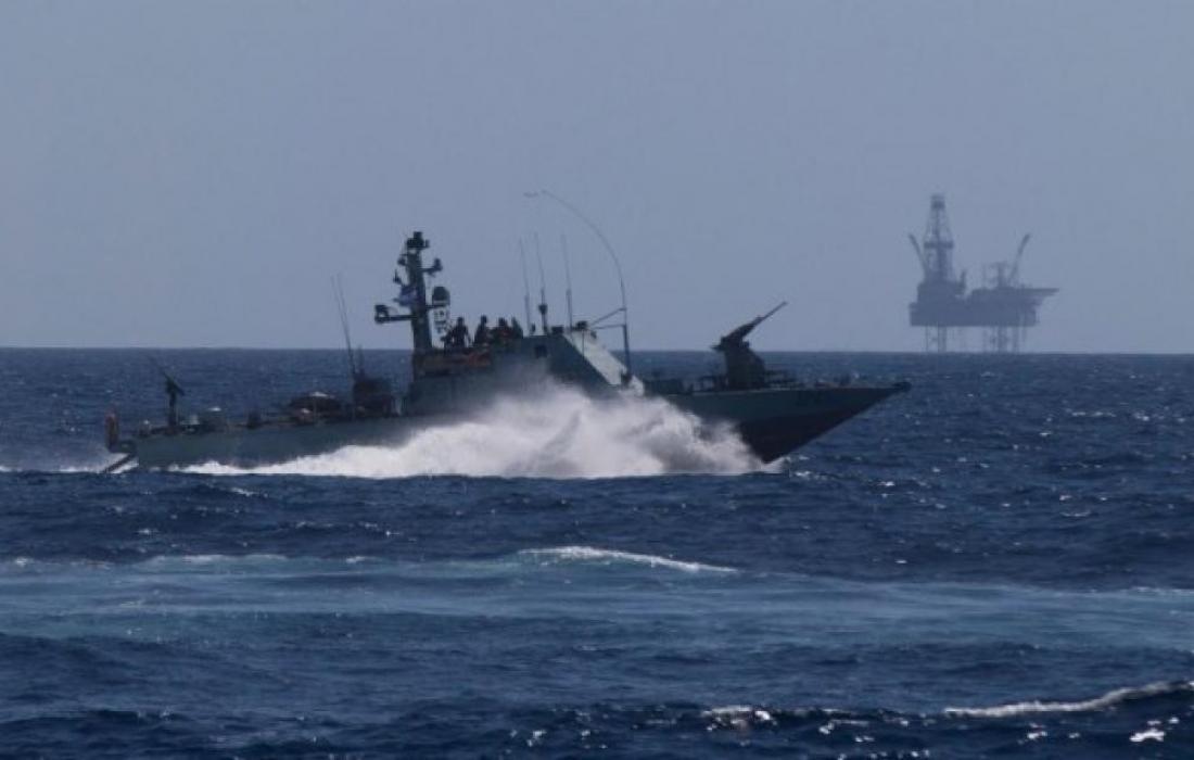 بحرية الاحتلال تطلق النار صوب مراكب الصيادين ببحر بيت لاهيا
