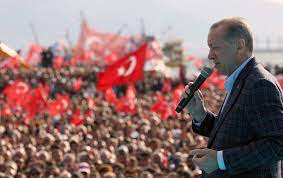 اردوغان بعد إغلاق الاقتراع يدعو أنصاره حماية الصناديق