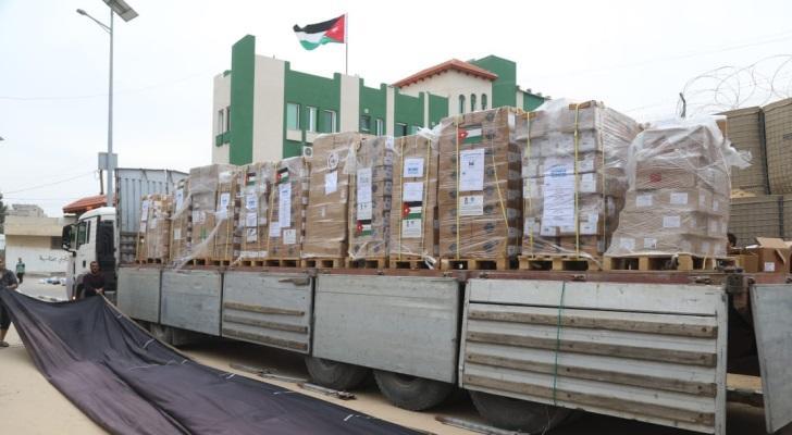 2000 طن مساعدات بريطانية دخلت قطاع غزة عبر الأردن