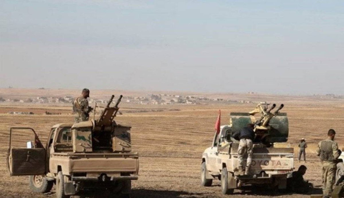 إعلام رسمي: مقتل 7 جنود سوريين بغارات أميركية على دير الزور