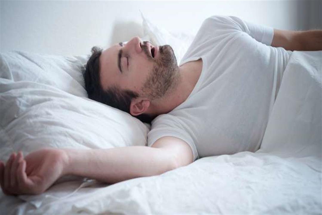 متى يكون الشخير أثناء النوم خطراً؟