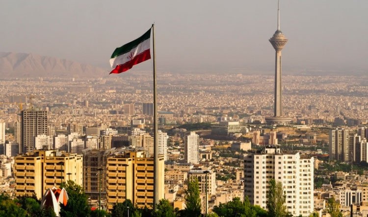 انفجارات بأصفهان.. إيران تنفي وقوع هجوم خارجي و"إسرائيل" ترفض التعليق