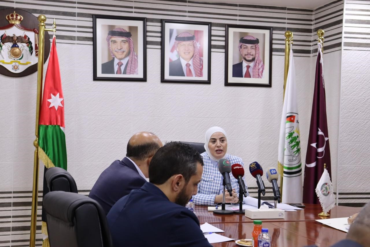 وزيرة التنمية تلتقي أمين عام الهيئة الخيرية الأردنية الهاشمية