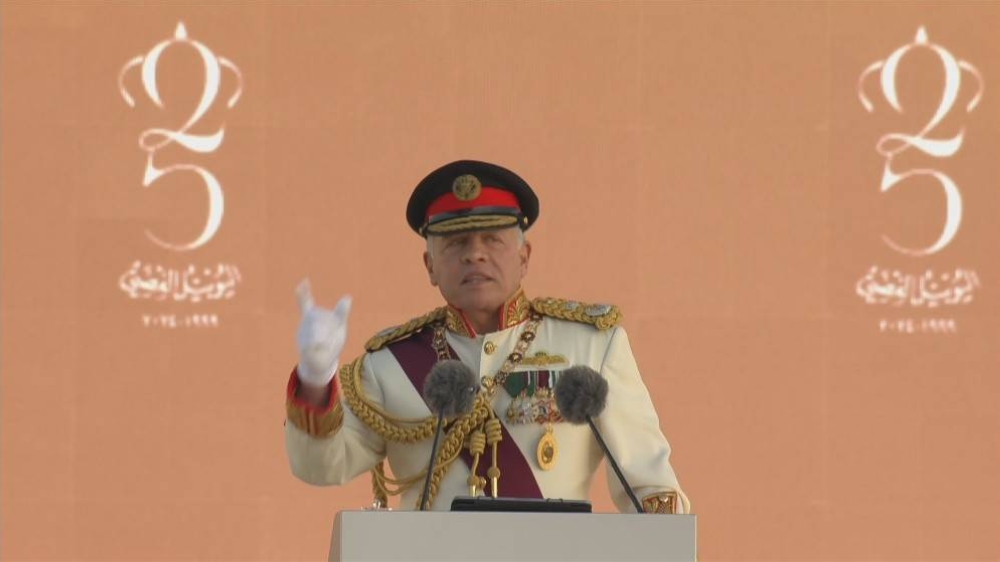 الملك خلال الفعالية الوطنية بمناسبة اليوبيل الفضي: الأردن غال بأرضه وأهله