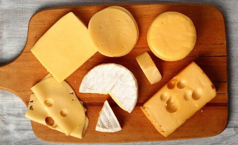 فوائد تناول الجبن: هل يُساعد في زيادة مدة العمر؟