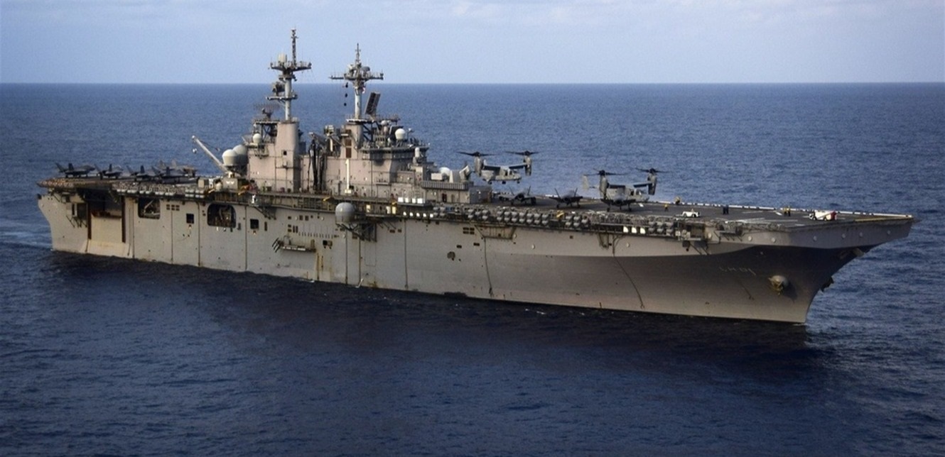 سفينة هجومية أميركية في طريقها إلى "شرق المتوسط"