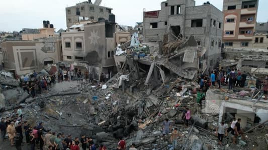   16 شهيدا في قصف على مدرسة تؤوي نازحين في مخيم النصيرات