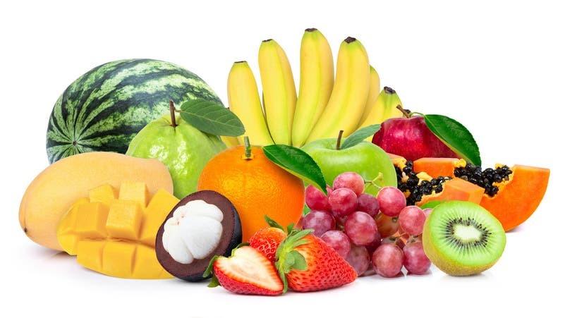 قائمة لـ 14 فاكهة توفر أعلى وأقل كمية من السكر