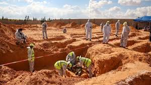 اكتشاف مقبرة جماعية على حدود ليبيا.. الأمم المتحدة تتحرك