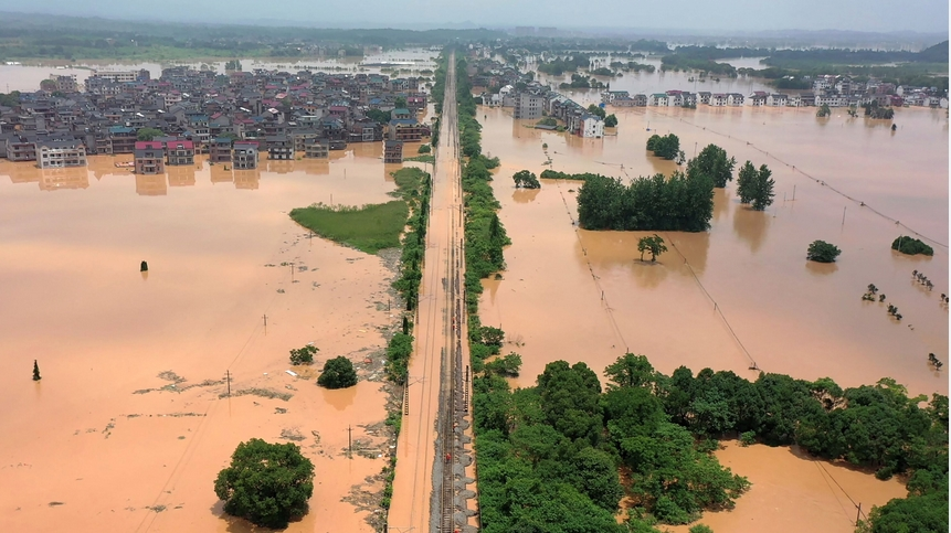 ارتفاع حصيلة ضحايا الفيضان في الصين إلى 14