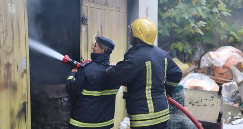 إنقاذ 3 أشخاص حاصرتهم النيران داخل شقة سكنية في إربد
