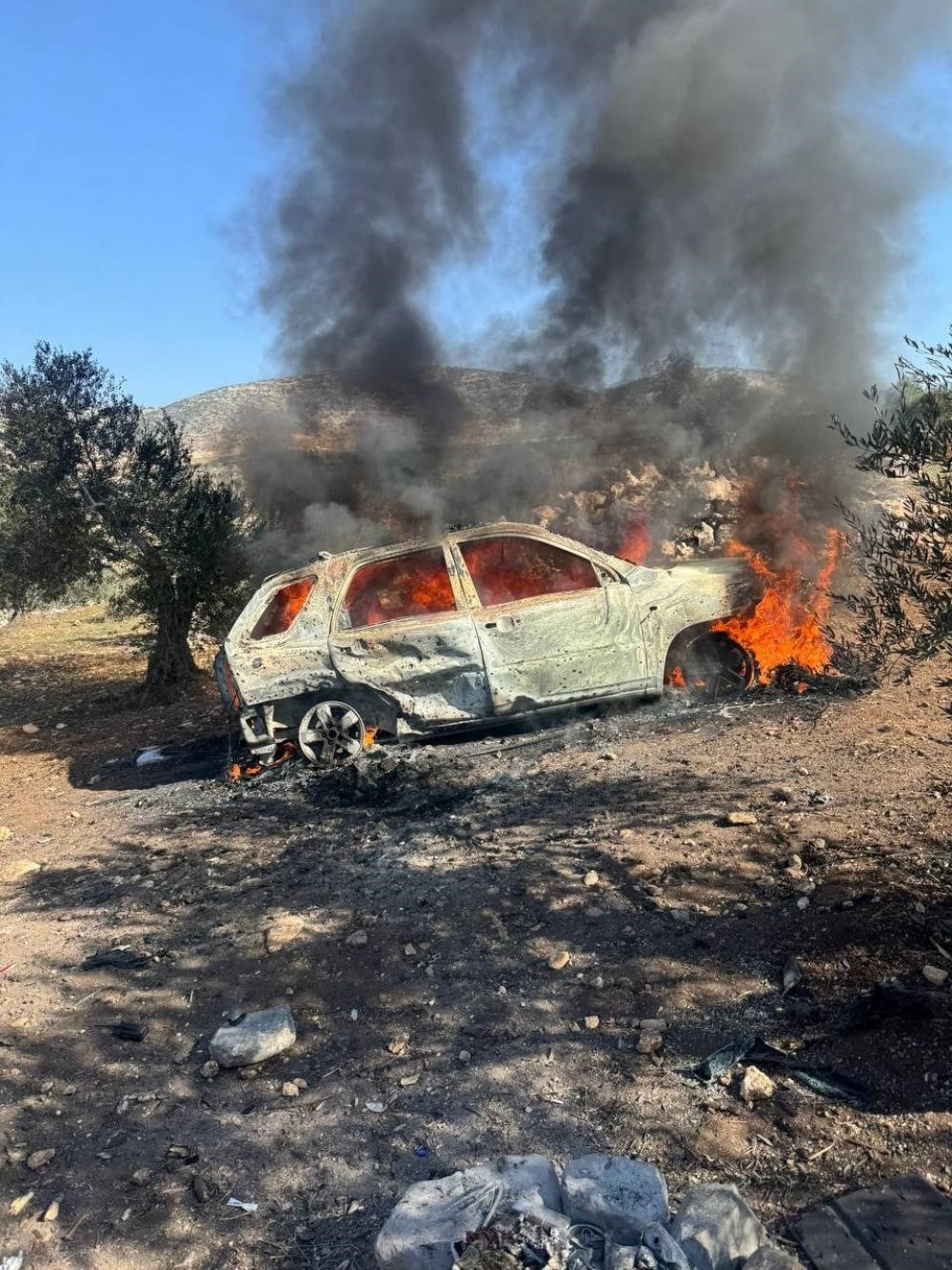 شهيدان بقصف مسيّرة للعدو مركبة مدنية جنوبي جنين