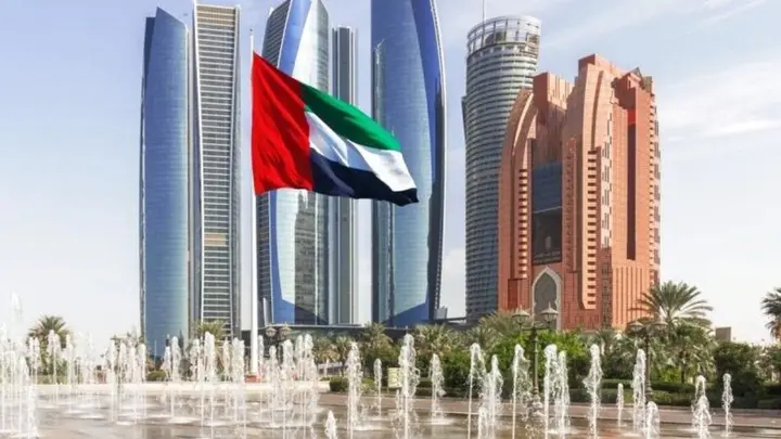 توقعات متباينة للنمو في الإمارات والمنطقة العربية لعامي 2025-2026