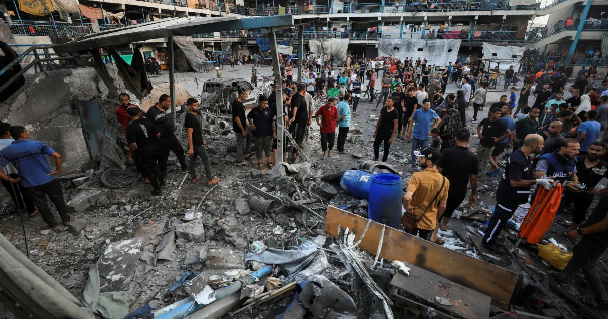 9 شهداء بضربة "إسرائيلية" ثانية على مدرسة تؤوي نازحين في قطاع غزة