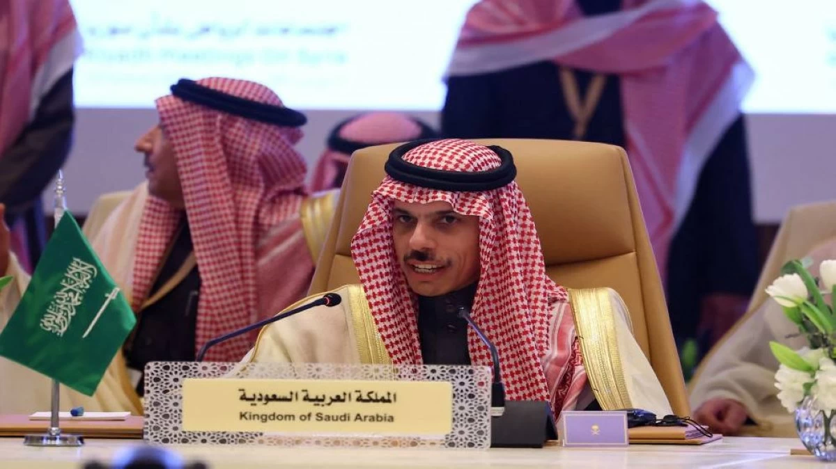وزير الخارجية السعودي: إيصال المساعدات إلى غزة يتطلب وقفا فوريا لإطلاق النار